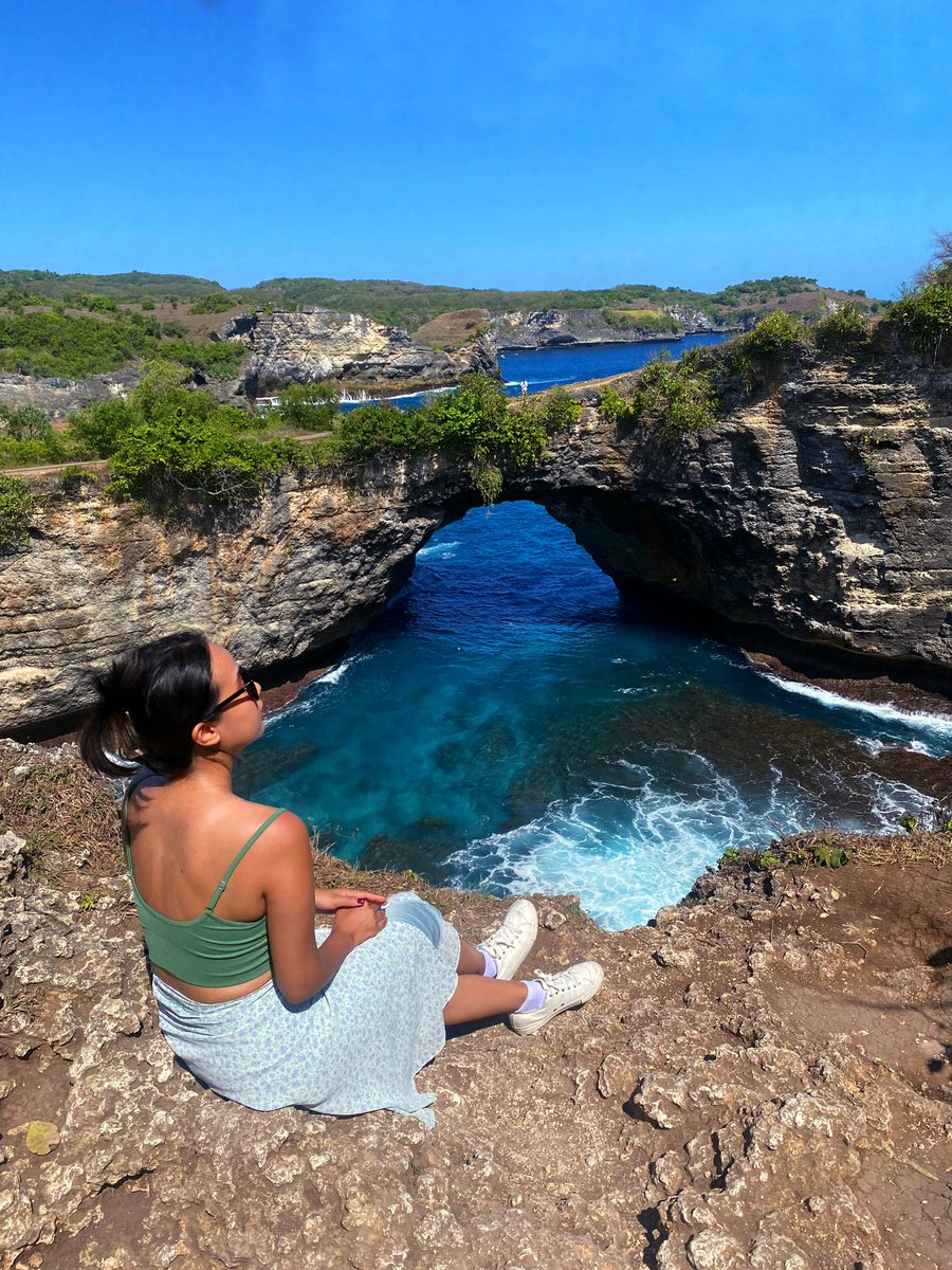 AeiEmmy's tweet photo. บาหลี..สวยกว่าที่คิดไว้เยอะเลย 
Nusa Penida Island 
📍 Kelingking Beach 
📍 Broken Beach 
#บาหลี  #Bali #รีวิวท่องเที่ยว #รีวิวบาหลี https://t.co/owsMt1mEBe