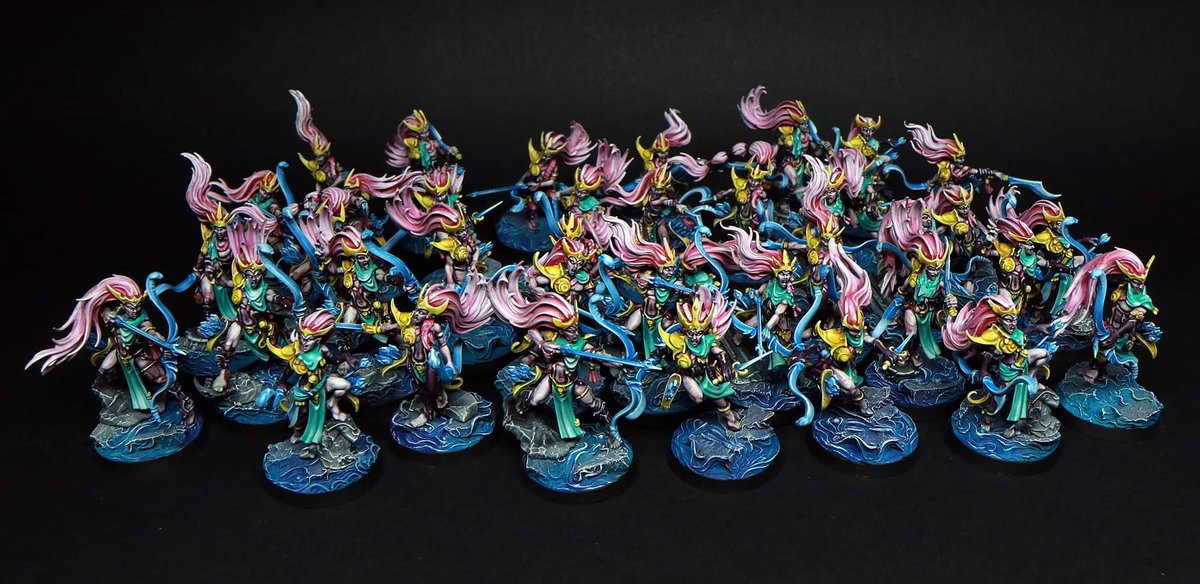 PeterQrkowski's tweet photo. First part of my Slaanesh-Daughters of Khaine Cult of Pleasure army ! https://t.co/cE5Yjhyozd