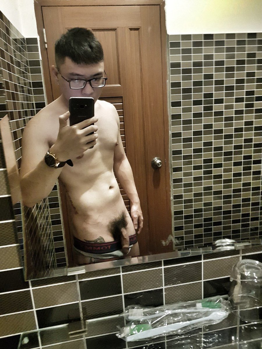 Mark12389442392's tweet photo. Trai đẹp show kiu
#traidep #gym #body6mui #underwear https://t.co/PU1RuUahy1