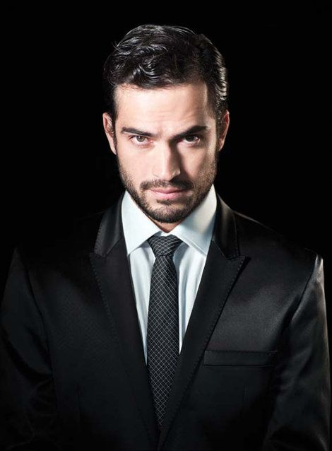 rbdmaniaco's tweet photo. Alfonso Herrera completa hoje 40 anos de idade. Ator, produtor, filantropo e cantor mexicano e nosso eterno RBD. Feliz cumpleaños @ponchohd ❤️ https://t.co/yhZe2JozJP