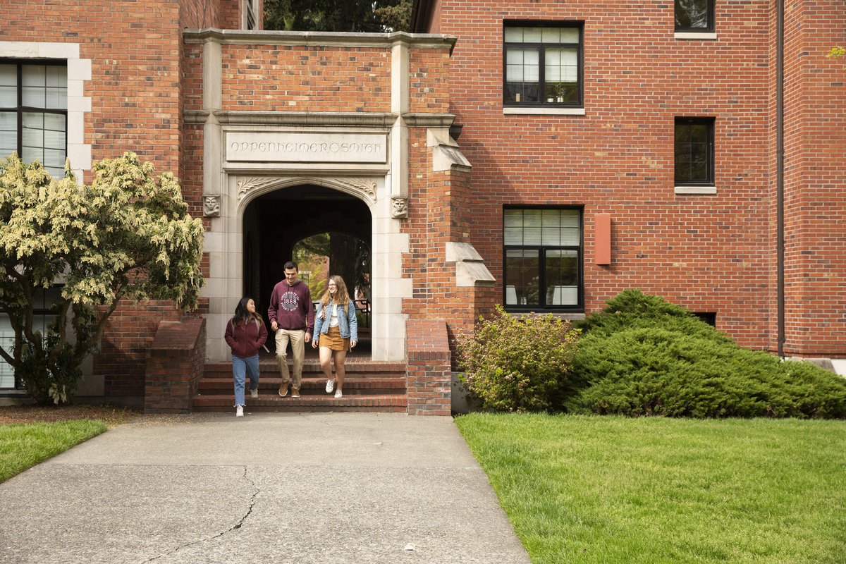 Puget Sound was once again recognized as one of the top 15% of colleges in the United States according to The Princeton Review's annual college guide, The Best 389 Colleges: 2024 Edition. pugetsound.edu/stories/univer… #ToTheHeights