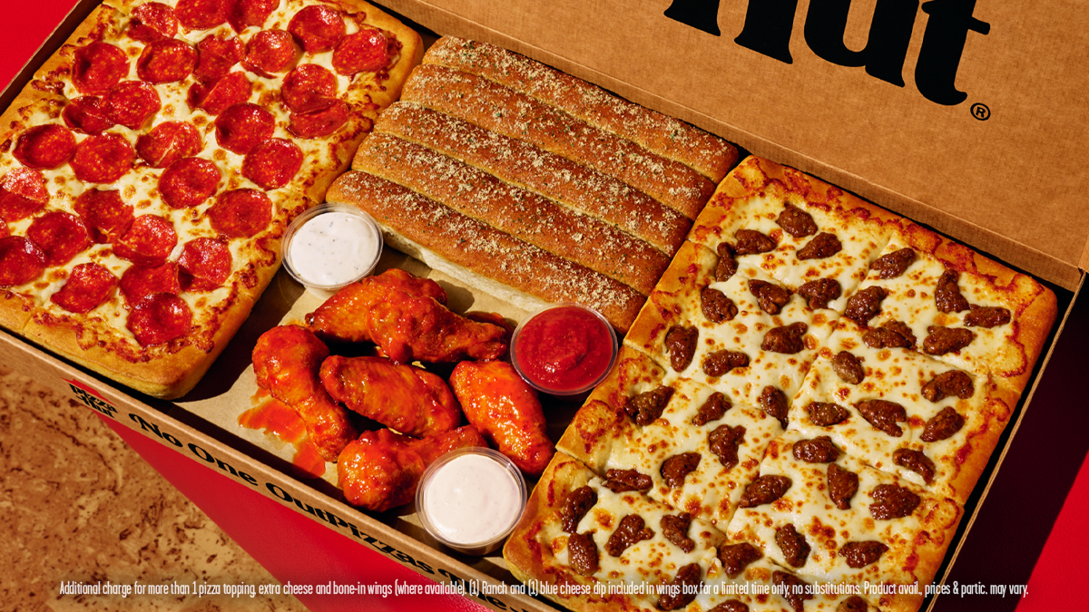 Pizza Hut tweet media