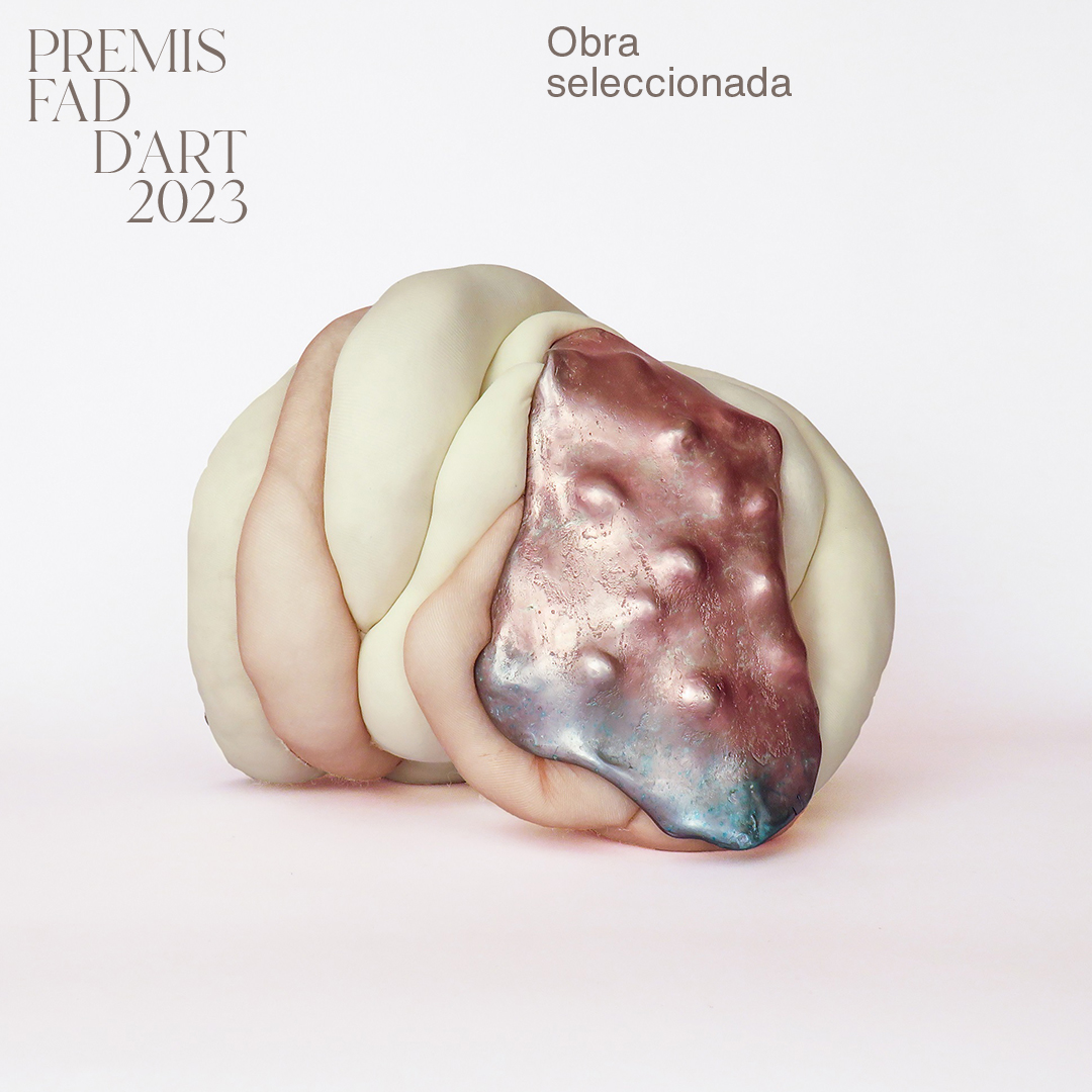 🔘Obra seleccionada Premis FAD d'Art 2023. 

«Concatenada», Irene Cases.

Consulta totes les obres seleccionades aquí 👉 tuit.cat/0izfs