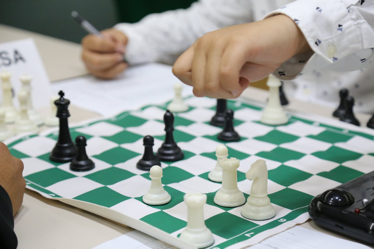 somoscecytem's tweet photo. Extendemos una felicitación a Erik del @TultepecCecytem por obtener el primer lugar en el concurso estatal de Ajedrez  ♟,  Erik nos estará representando en el Nacional de Arte y Cultura de los CECyTEs 2023 en Aguascalientes en esa misma modalidad. ¡Mucho éxito! https://t.co/mwRNtdJI3y