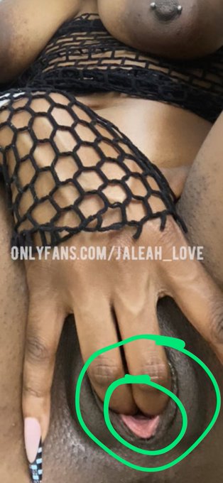 @Creampiebaybe it&#039;s the pussy tongue for me🤤😝😍 https://t.co/QtkCE3P3fu<a class="tags" href="/tag/creampiebaybe">&#64;creampiebaybe</a>