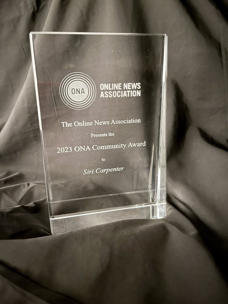 #MedalMonday? This weekend at #ONA23, @SiriCarpenter won the @ONA Community Award for creating “a comprehensive set of resources to empower science journalists at all experience levels” for her work here at TON. 👏 👏 👏