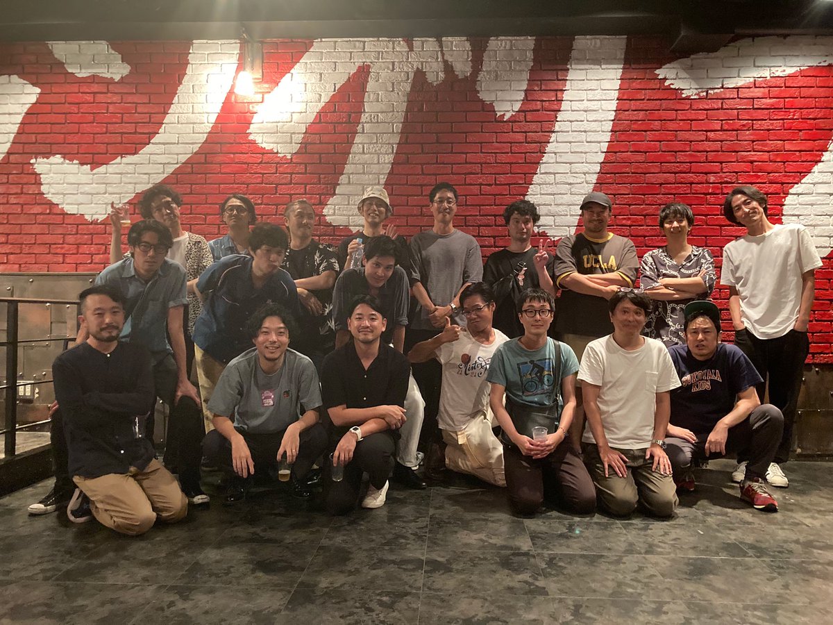 party_at_smkt's tweet photo. ご来場頂きました皆様、急遽出演して下さった啓史さん、8年振り出演のナッヂの皆様、久しぶりのステージにここを選んで下さったディアドラ&amp;岳士さん&amp;永遠ズの皆様、いつもお力添え下さるタイラさん…
本当に有難うございました😊🌟⋆꙳

確実に｢No one can beat our!!!!｣な人たちの集まりでした！ https://t.co/t0UEyccFvs