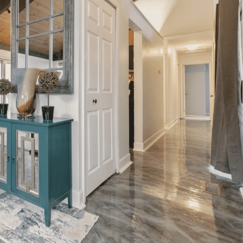 ControlGraffiti's tweet image. Epoxy metallic systems can be used in more than just commercial/garage spaces! This customer in Virginia upgraded their concrete flooring with a metallic system 

Ready to start your project?
Call or Visit today!
630-675-4509
exteriorcoatings.com

#epoxy #Metallic #diy