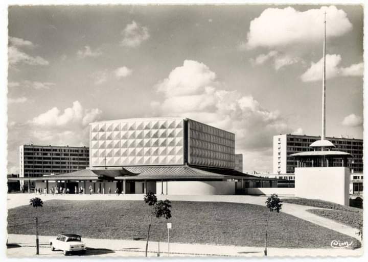 areasvellas's tweet photo. SAINTE-BERNADETTE #CHURCH, DIJON. 1960-63
JOSEPH #BELMONT &amp; JEAN #PROUVE...
#architecture #arquitectura #interior https://t.co/7QkgPFTkPD
