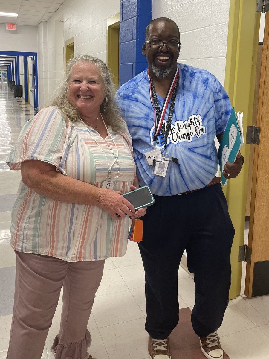 1st day KES besties!💙💙