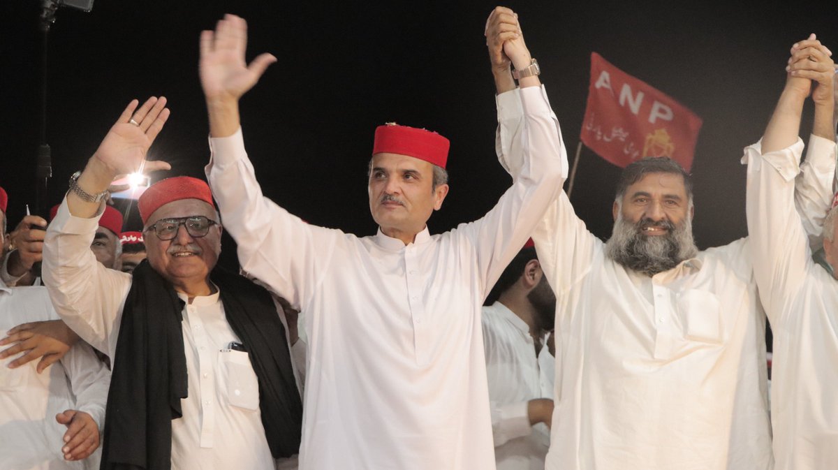 ANPMarkaz's tweet photo. عوامی نیشنل پارٹی پی کے 85 نوشہرہ کے زیراہتمام ہوتی خیل پارک نوشہرہ میں جلسہ عام، جلسہ عام میں کثیر تعداد میں پارٹی کارکنان و ذمہ داران نے شرکت کی۔ 
 #Vote4Laltain https://t.co/8kRRRGBJby