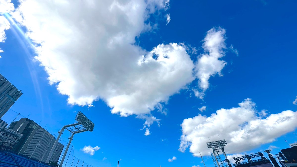 murai_mayu's tweet photo. 乃木坂46「真夏の全国ツアー2023」
北海道、大阪、広島、沖縄、名古屋、宮城を巡り、ラストは東京・明治神宮球場にて4日間。
このツアーではたくさんの〝初めて〟がありましたね。
お疲れ様でした！😊✨
#乃木坂46
#真夏の全国ツアー2023 https://t.co/Vitedl3jFb