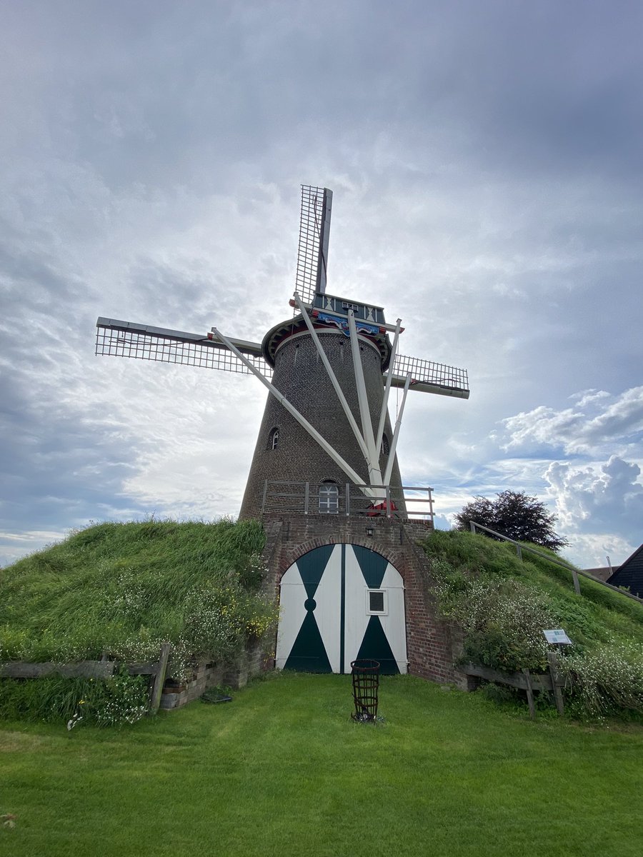 Lineke_DvP's tweet photo. Laatste nachtjes in eigen land …. #vakantie #camperplaats #fietsen https://t.co/jHzvTb9AtD