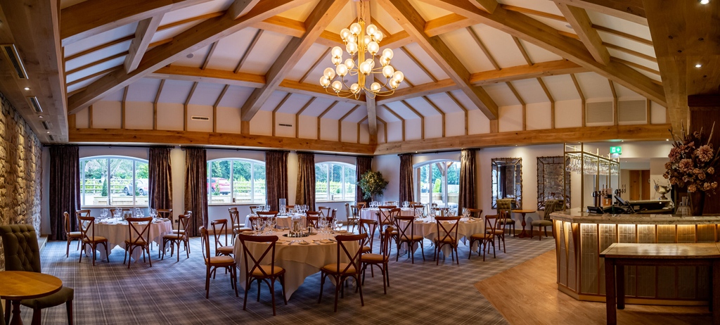 For those seeking a more personal gathering, our Walton Suite offers an ideal setting for a variety of occasions including:

Intimate Weddings, Birthdays, Anniversary Parties, Baby Showers, Graduation Parties, Family Reunions and Vow Renewals.