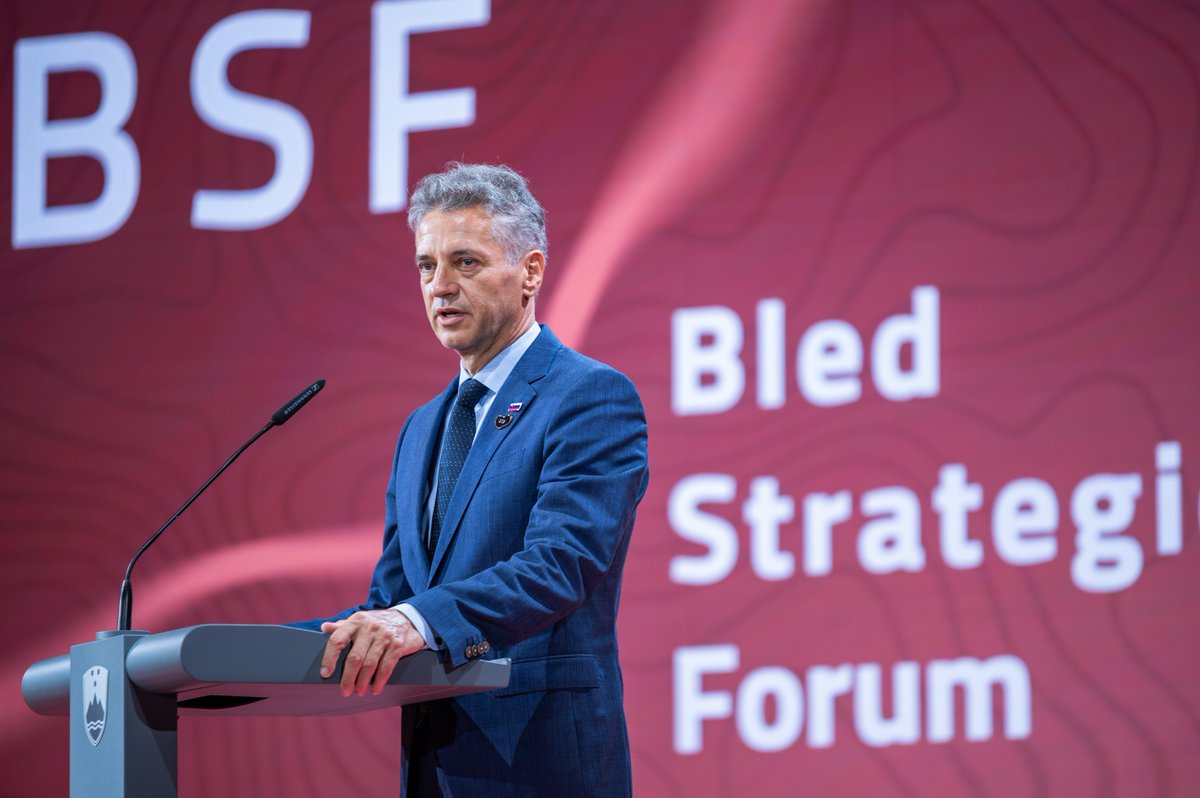 Prime Minister 🇸🇮 Robert Golob expressed gratitude for all the international assistance Slovenia received immediately after the devastating disaster and to those who will continue to help. The response from the EU, our neighbours in the Western Balkans, and NATO was swift.