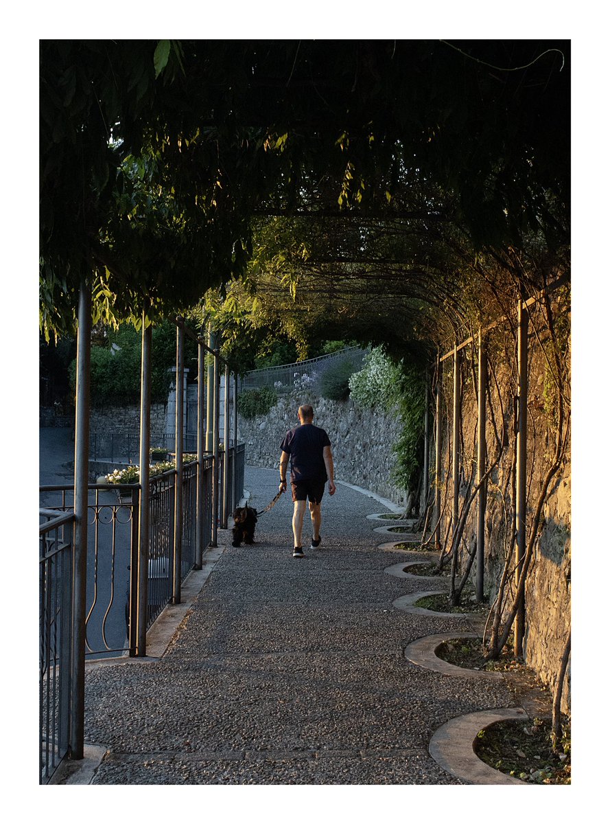 Street photography in Italy #photography #streetphotography #canon #canonphotography #italy instagram.com/p/CwXlYwes1sa/… instagram.com/p/CwXlcFesn7A/… instagram.com/p/CwXleFisXby/…