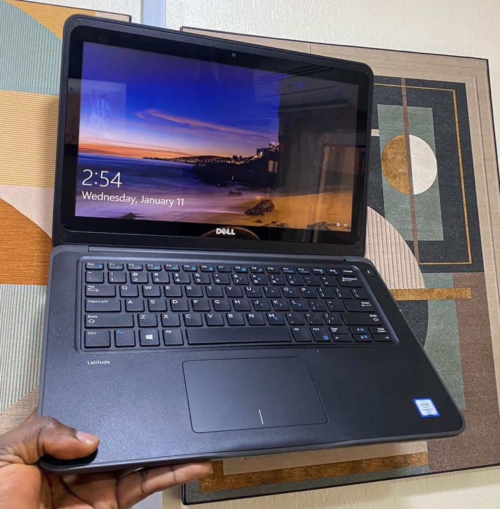 KENITECH1's tweet photo. Dell Latitude 3380 Touchscreen 
8GB Ram, 500GB HDD
Intel Core i3@2.0GHz
13.3 Inch screen size 
6th Gen processor
6 to 7 hours battery life on movie 
130k
https://t.co/TQMQ3R9xEk https://t.co/sAsBjNmOLs