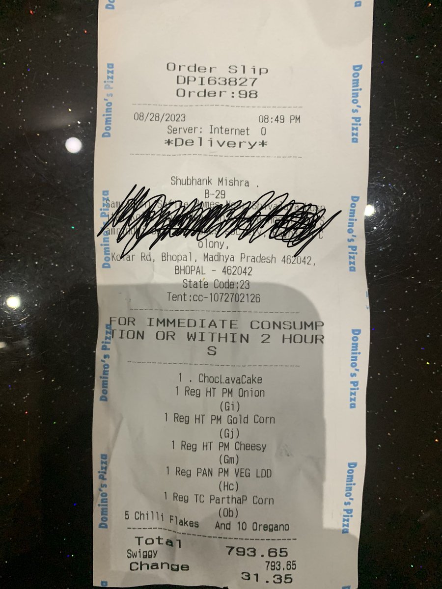 AnuShubhank's tweet photo. Please justify the below order garranty 30 min delivery promises and your store denied and delivery in 50 minutes.kindly do the needful.
@dominos_india @dominos https://t.co/AzWBY19GLZ