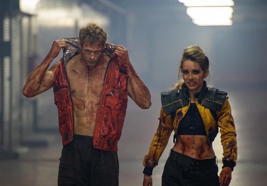 MagicHandz's tweet image. It’s gonna be a “KILLER” end of the year with the new movies.

#TheKillRoom - Theaters - 9/28/23
#TotallyKiller - Amazon Prime - 10/6/23
#TheKiller - Netflix - 11/6/23 
#BoyKillsWorld - TBA 

It’s nice to see they all have WAY different times.