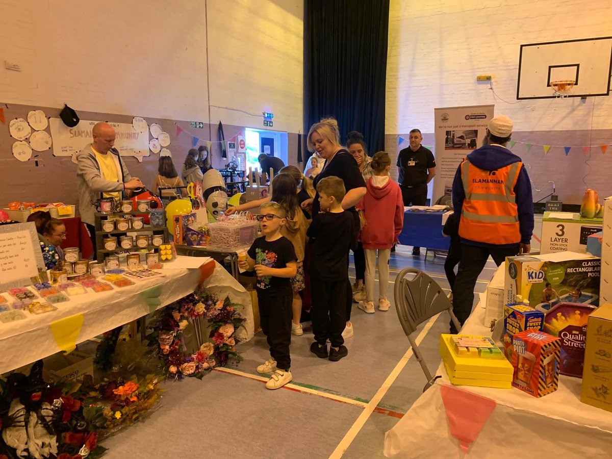 CVSFalkirk's tweet image. We had an amazing time at #Slamannan Fun Day on Saturday! 🤩🤩🤩 So good to see so many people - and as ever, a huge thanks to supporters, sponsors &amp;amp; stallholders! 

Well done Slamannan Community Hub - here’s to the next one! 👏👏👏

Check out the album at facebook.com/media/set/?set…