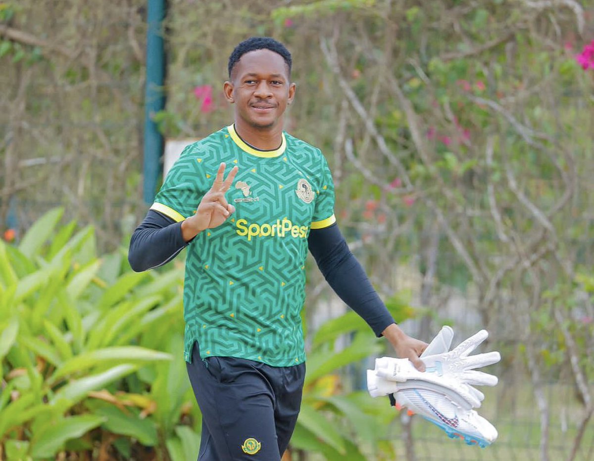 YangaToTFans's tweet photo. Vinara na Wababe wa #LigiKuu Tanzania 🤩!!

#YangaTwitterFamily https://t.co/N2HmUb3LGg