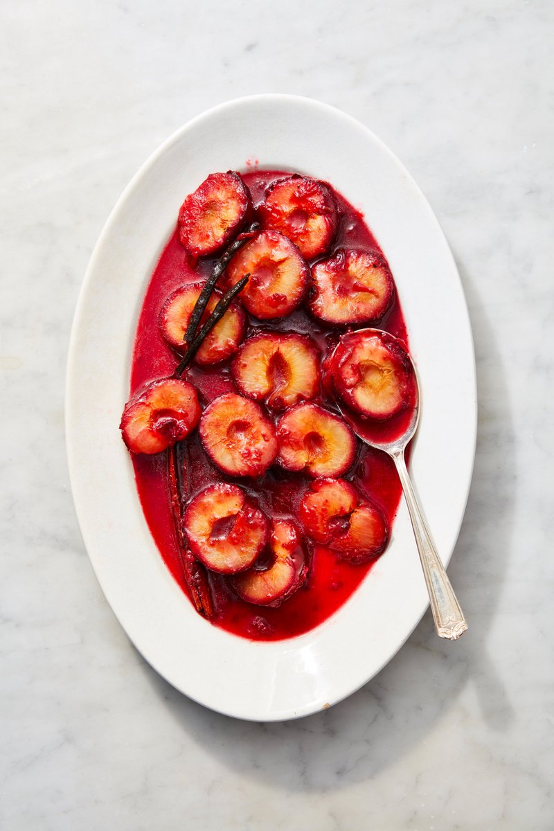 PLUMS: Cake them, bake them, poach them. open.substack.com/pub/sarahcopel…