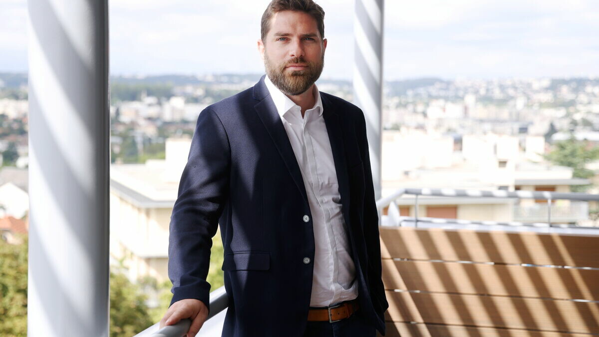 « La peur ne gagnera pas » : deux mois après l’attaque de son domicile, le maire de L’Hay-les-Roses déterminé
➡️ l.leparisien.fr/TeWe