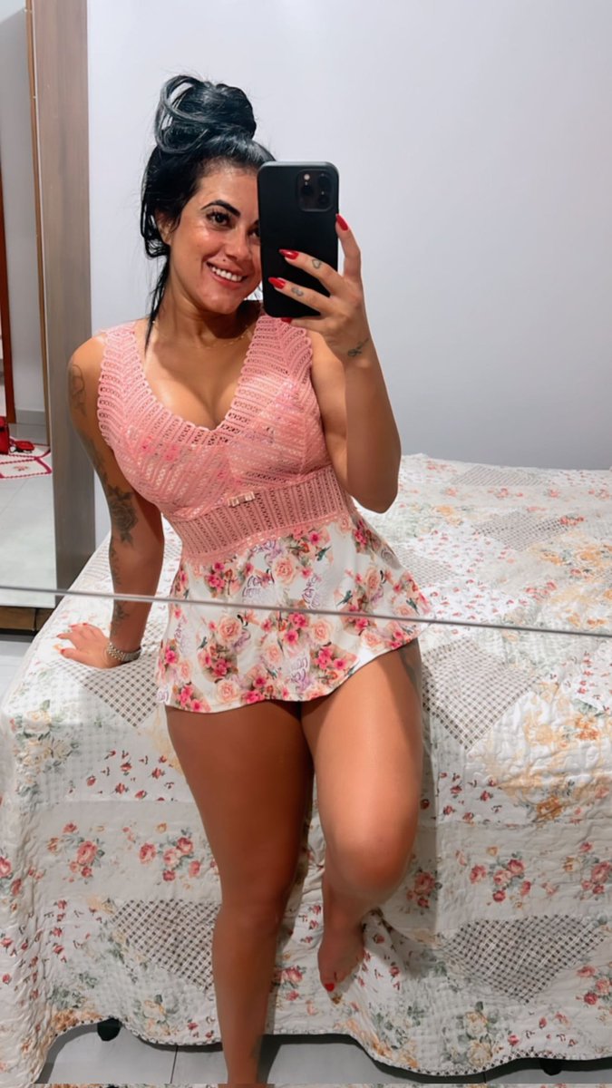 Vida de mamãe na segundona brava não é facil não meus bbs, desculpe estou toda desarrumadinha