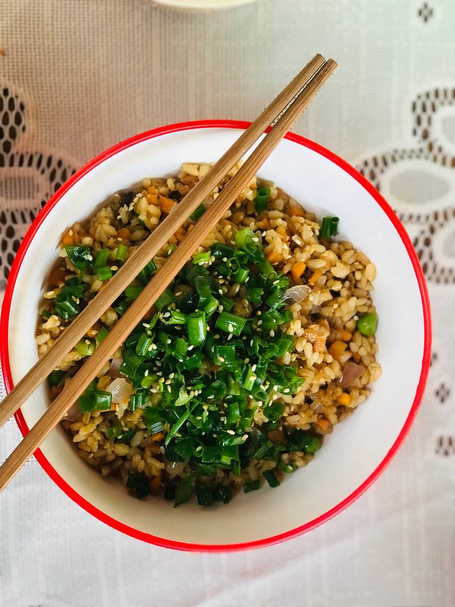 AsiaCook22's tweet photo. Cap sur la #Semaine3 🤌🥳
Vous pouvez commander du #Yakisoba et du #BahjiAuxOignons chez nous.
#AsiaCook
#TT229 https://t.co/nf2KJ3vDj1