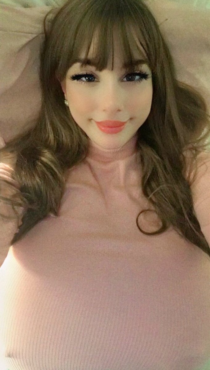 Babie_Personal's tweet photo. The face behind the cringe, The body behind the cringe https://t.co/VeGYicmMWE