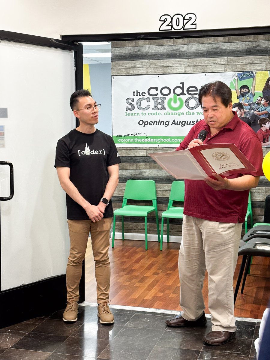 SupKarenSpiegel's tweet image. We celebrated the Grand Opening of Silicon Valley's #1 after-school coding program, The Coder School, now in Corona! 🎉 Thanks to our District Two team & @Corona_Chamber for making it happen.
#Corona #TheCoderSchool #CoronaChamber #GrandOpening #SecondDistrictStrong