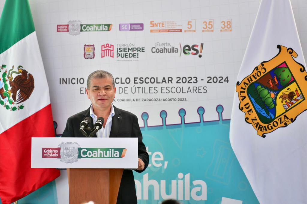 mrikelme's tweet photo. En la escuela secundaria “Maria Dolores Vigata de Méndez”, iniciamos el ciclo escolar 2023 - 2024 e hicimos entrega de mobiliario y útiles escolares por un monto 164.6 mdp los cuales se repartirán en todo el estado. (1/2) https://t.co/zu6m0nrQPX