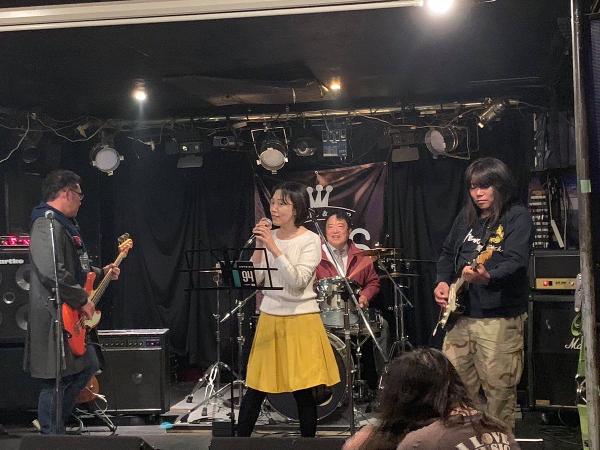 utauSken's tweet photo. Quarsの閉店を聞いてホントに悲しすぎます…こんな最高の箱は他にありません😭
#Quars
#LIVEHOUSEQuars https://t.co/krD5fco4b7