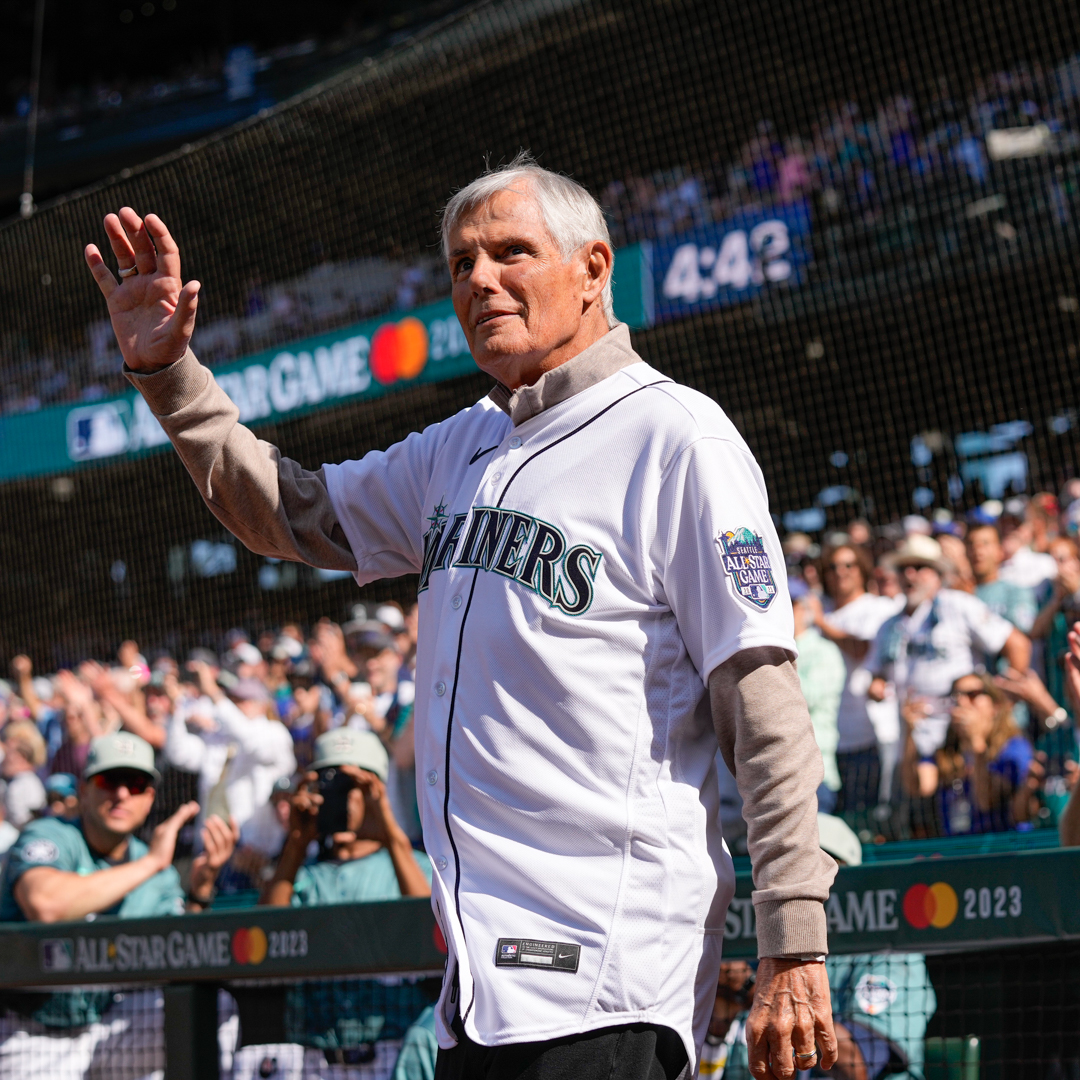 Mariners PR on X: Happy Birthday, Lou! Lou Piniella served as @Mariners  manager for 10 seasons (1993-2002), bringing home 3 AL West titles (1995,  '97, 2001) and 1 Wild Card berth (2000).