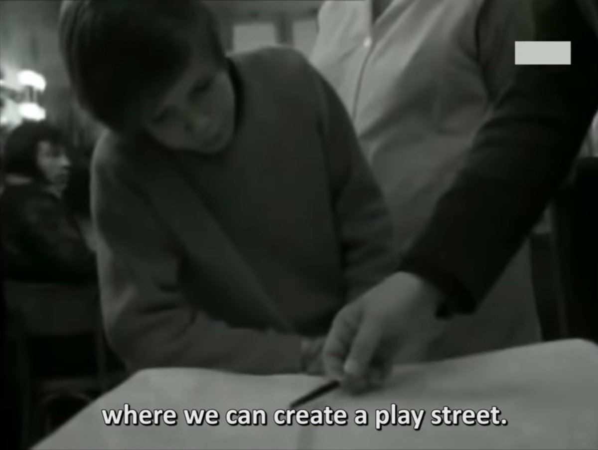 ianwalkerwpg's tweet image. Amsterdam is a city one can easily walk and bike around because of the people that demanded it be that way! Direct action gets results! #CriticalMass @safespeedswpg @BikeWinnipeg @WinnipegTrails #love30 

De Pijp, Amsterdam 1972 [299] youtu.be/YY6PQAI4TZE?fe… via @YouTube