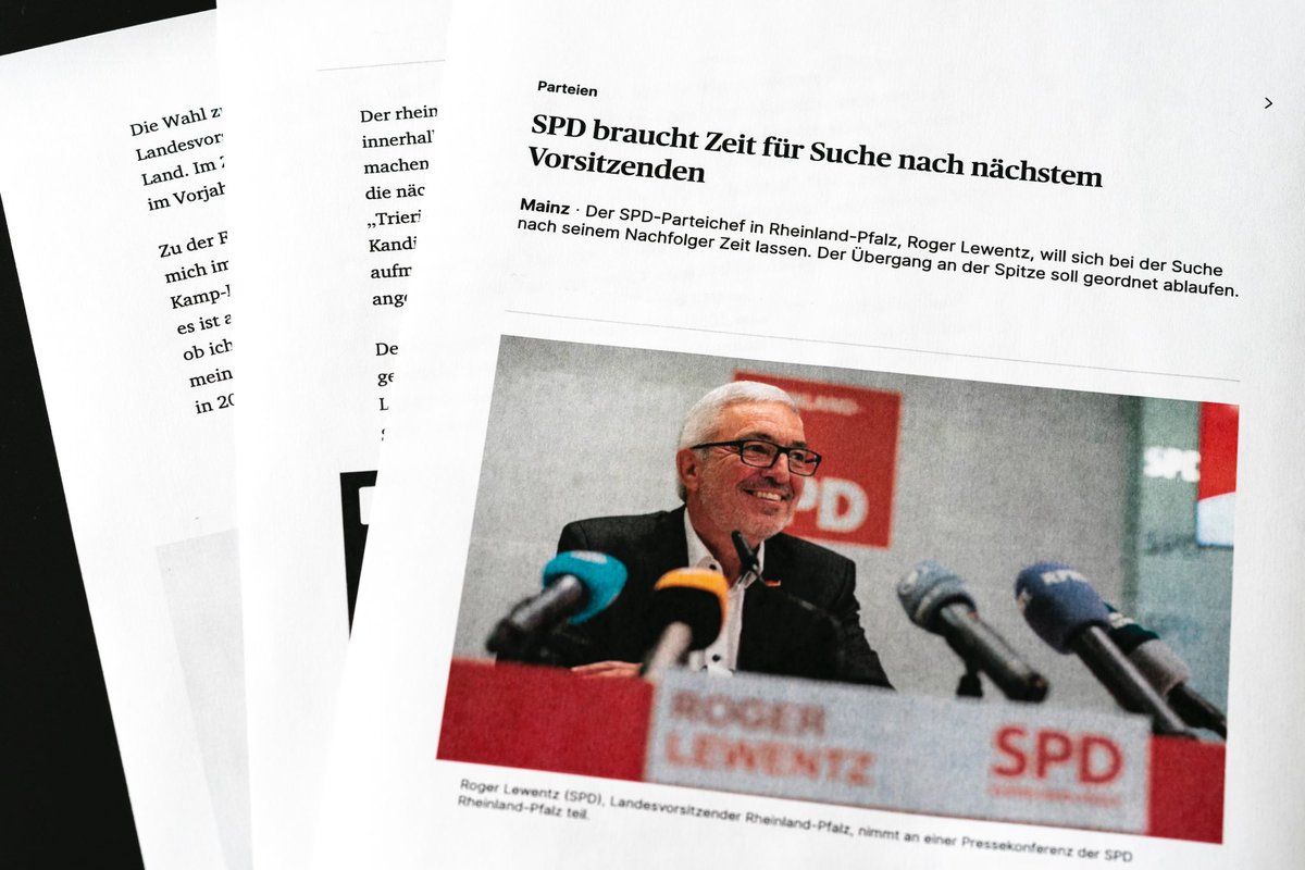 spdrlp's tweet photo. Der Landesvorsitzende der SPD Rheinland-Pfalz, Roger Lewentz, äußert sich im Interview mit @Volksfreund und der @RheinZeitung zur Zukunft der Landespartei. In den kommenden Jahren stehen mehrere Wahlen an, die Roger Lewentz noch aktiv als Landesvorsitzender mitgestalten möchte. https://t.co/xnNrifjVby