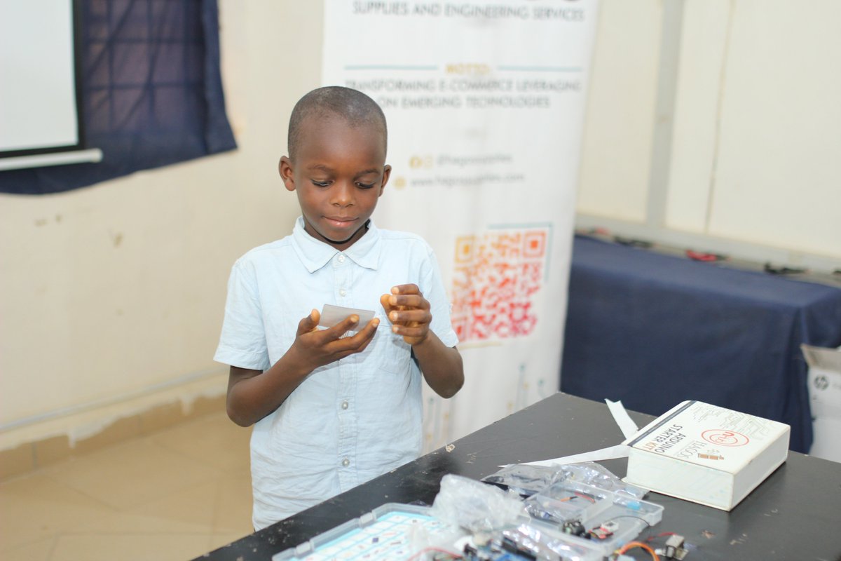 sunnahtechlab's tweet image. Sunnah Tech Lab&apos;s Summer Kids Coding enters Week 3: Young minds delve into the realm of embedded systems guided by @AbdallahHagos. Weeks 1 &amp;amp; 2 covered the essentials of Scratch, HTML, and CSS. #SunnahTechLab #tech #kidsintech @NITDANigeria @bosuntijani @FMoCDENigeria @giz_gmbh