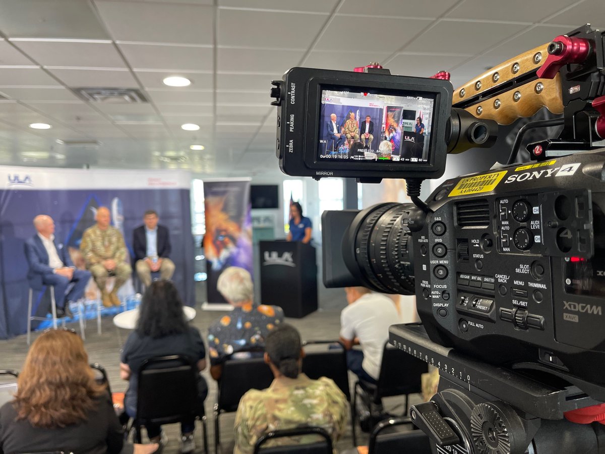 NRO, @ulalaunch, and @USSF_SSC hosted a pre-launch press conference with journalists and #PartnersinSpace!  

Dr. Scolese, Lt. Gen. Guetlein, and @toryburno discussed the importance of SILENTBARKER/#NROL107, underscoring the element of partnership in this joint mission.