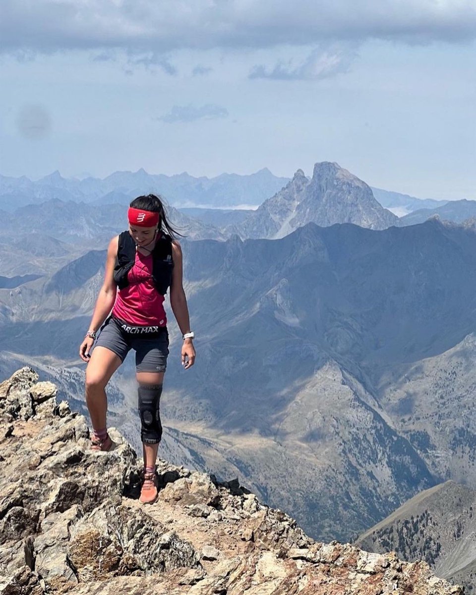BasurdeEditions's tweet photo. ⚡️Aventura del día⚡️Adventure of the day⚡️ 
.
Valle de Tena ✨ - Photo by @elenix_run 🎉Enhorabuena! 
. 
#BeAdventurer #garmonegro #argualas #algas #agujadepondiellos #pirineos https://t.co/tBhfi1z2SV