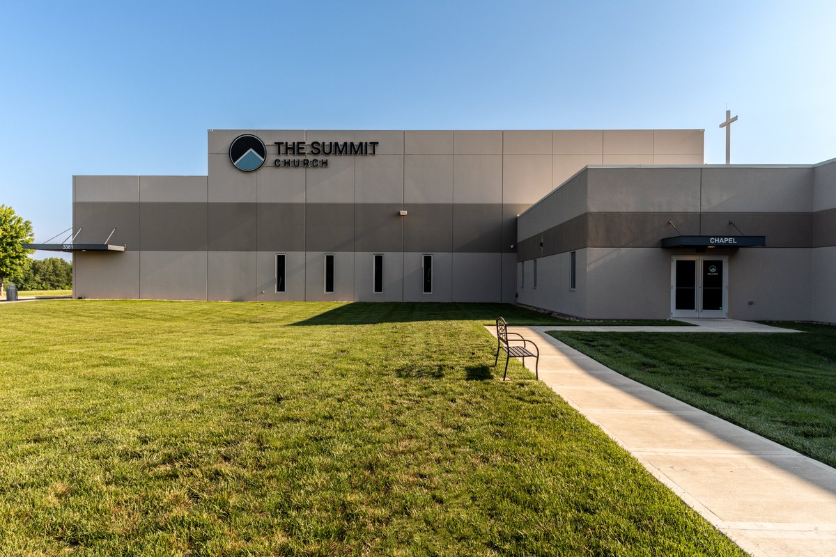ALHuberGC's tweet photo. 2015, we first constructed The Summit Church; in 2020, we built the phase 2 addition. Mantel Teter was able to use the previous exterior stone and incorporate it into a feature wall in the new entryway area, creating a warm and inviting space!
#SummitChurch #MantelTeter #ALHuber https://t.co/hlJvBXWVDu
