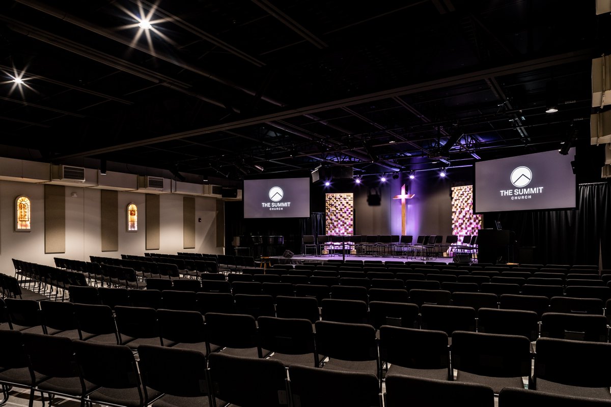 ALHuberGC's tweet photo. 2015, we first constructed The Summit Church; in 2020, we built the phase 2 addition. Mantel Teter was able to use the previous exterior stone and incorporate it into a feature wall in the new entryway area, creating a warm and inviting space!
#SummitChurch #MantelTeter #ALHuber https://t.co/hlJvBXWVDu