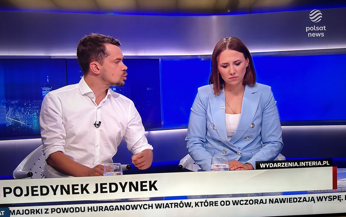 EKOlodziejczak_'s tweet photo. Janusz Korwin Mikke, pani szef mówi, że miejsce kobiety jest w kuchni. A jeśli nie jest pani w kuchni to ma pani za długi łańcuch. Co pani na to @annabrylka ?

@AGROunia_ @PolsatNewsPL @Platforma_org https://t.co/XXBRYETaBH