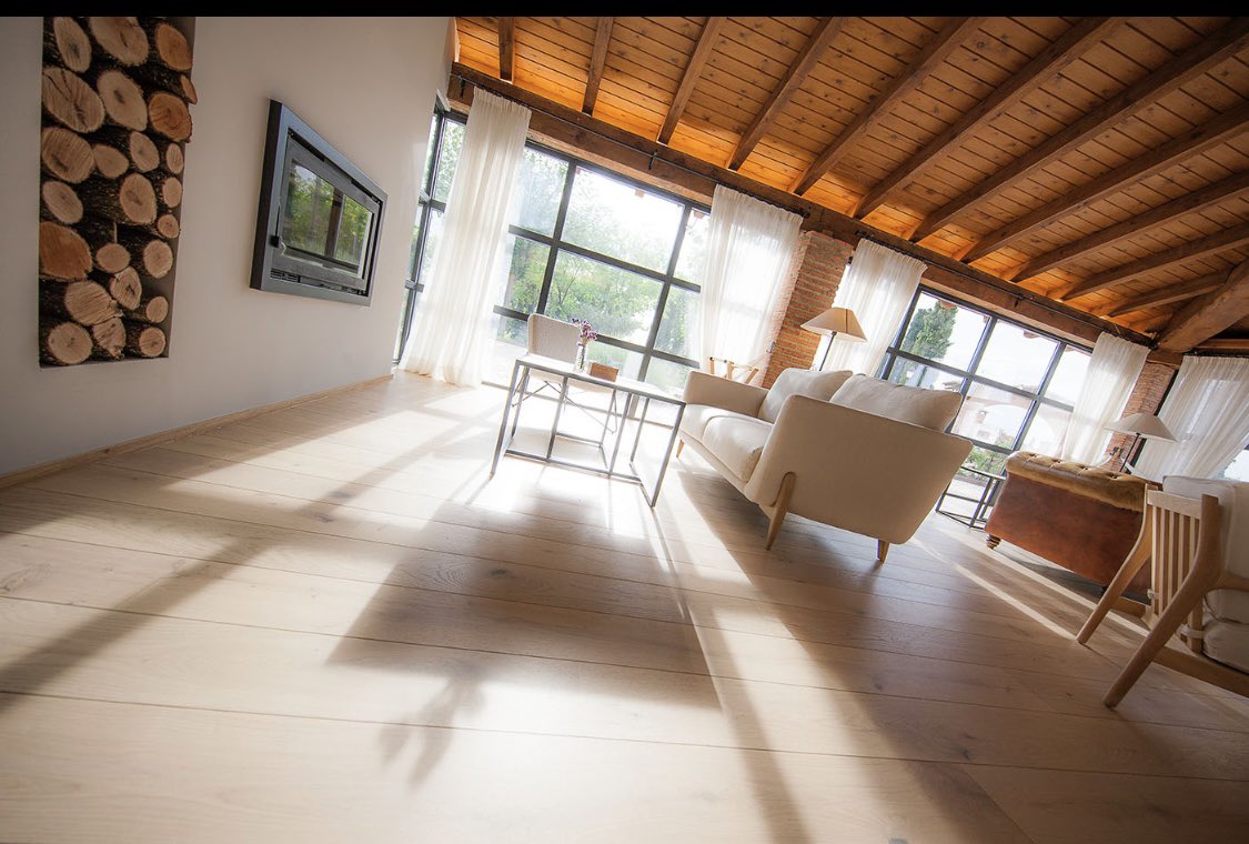 HotelQuevedo's tweet photo. Como nos gusta disfrutar de la luz del medio rural ! #cotodequevedo https://t.co/bglZsMZHqV