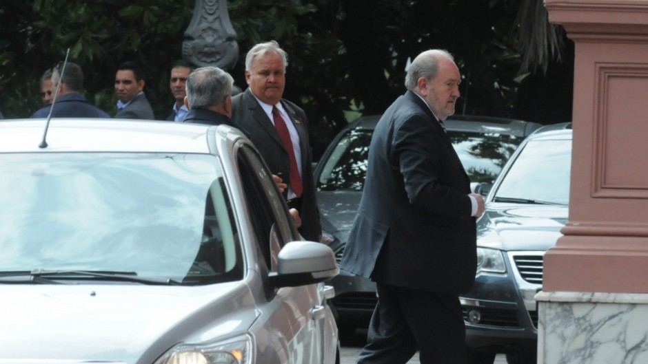 Carlos Verna tweet media