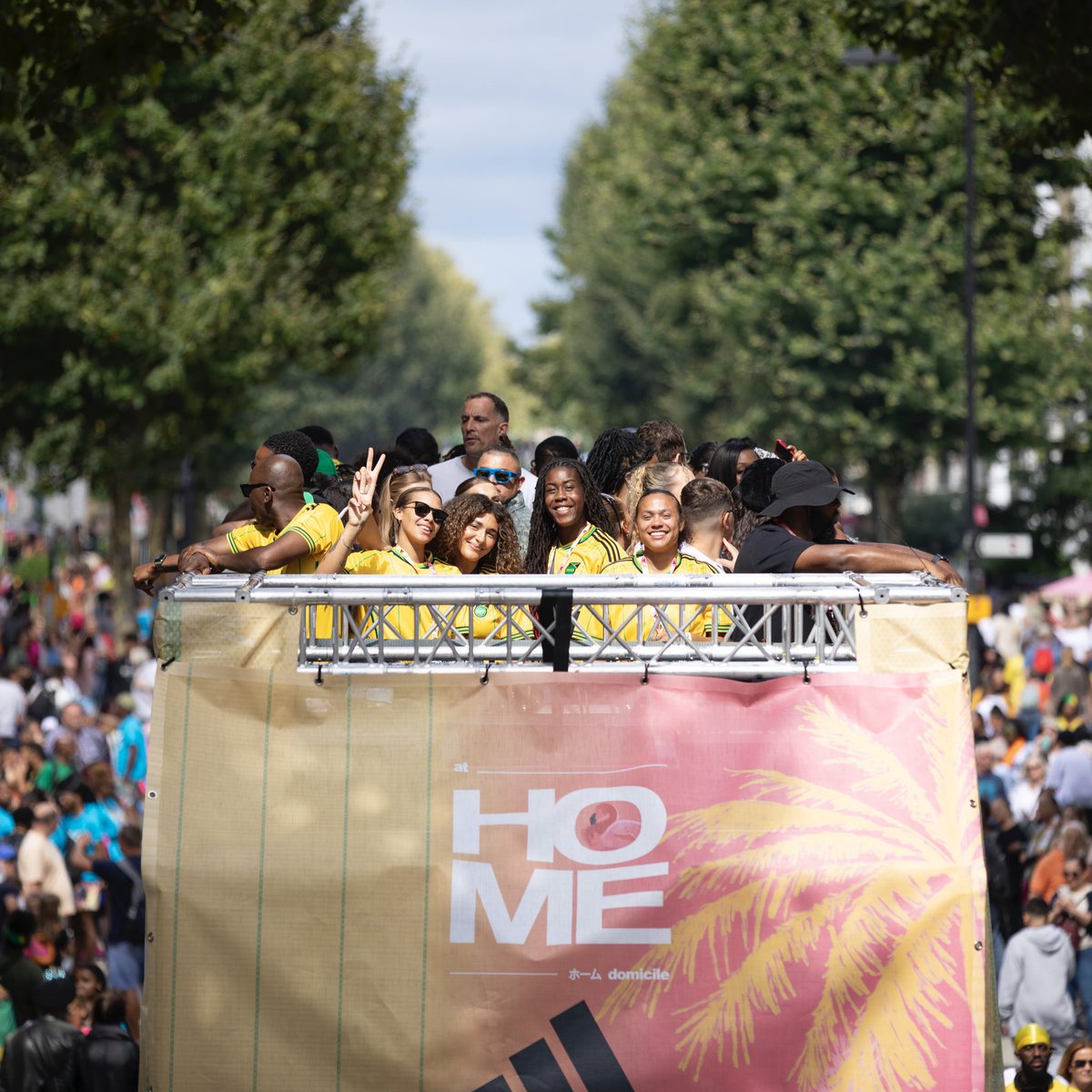 Home away from home, the Reggae Girlz at Notting Hill Carnival 🇯🇲

#FIFAWWC