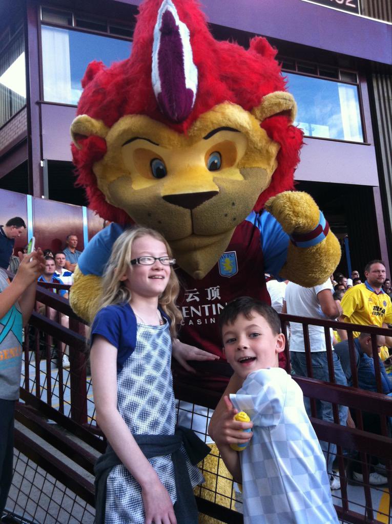 As a Brummie I’m all about the claret &amp; blue! Heres little me at my first game in 2011 (we beat Wigan 2-0)👀

My love of football and championing working class stories has led me to exec producing She Will Play On 👏

Support our footy film! #HerGameToo 
🔗kickstarter.com/projects/shewi…