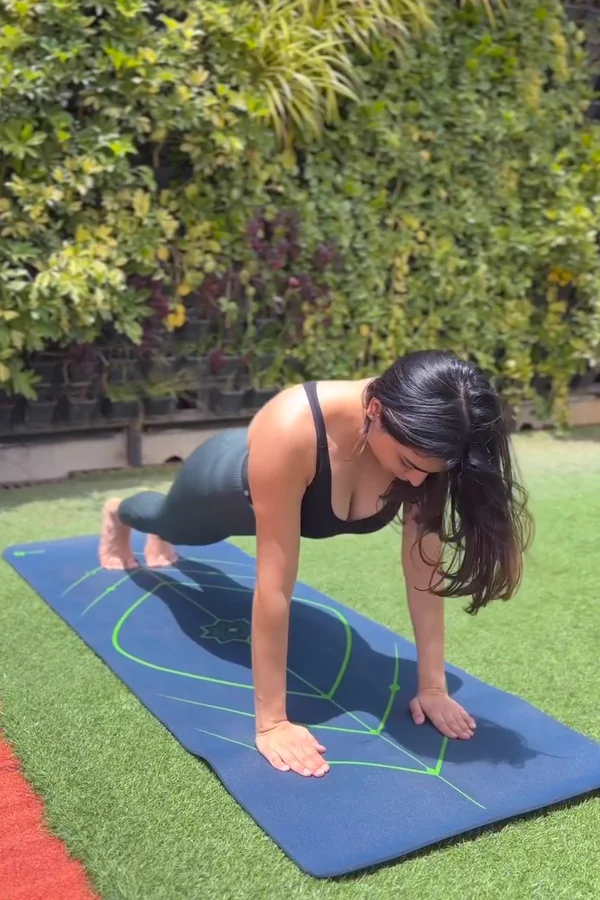 F4ox-OraQAUTHLW?format=webp&name=900x900