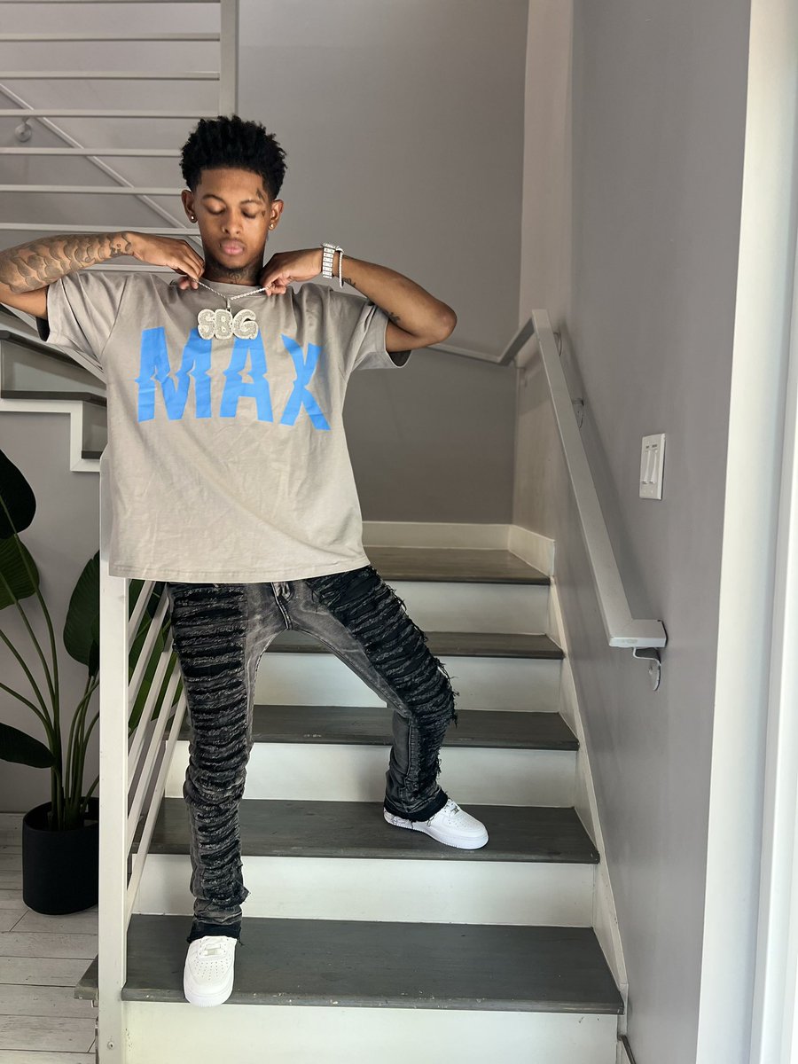 sbgdee1's tweet photo. 💙💙 these @MaximoApparel all purpose fr🐐 #imback https://t.co/sMo6Qxu2pU