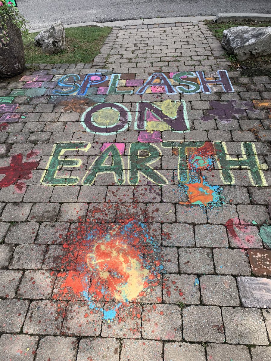 EtobicokeF's tweet photo. We loved joining the #Scarlettwood Environmental Festival on Saturday, together with @LostRiversTO, the @naturestewards from nearby #Raymore Park, @TOenviro, and the fun & brilliant team from https://t.co/TMMx2rbsnA https://t.co/tLUlVLVJOu