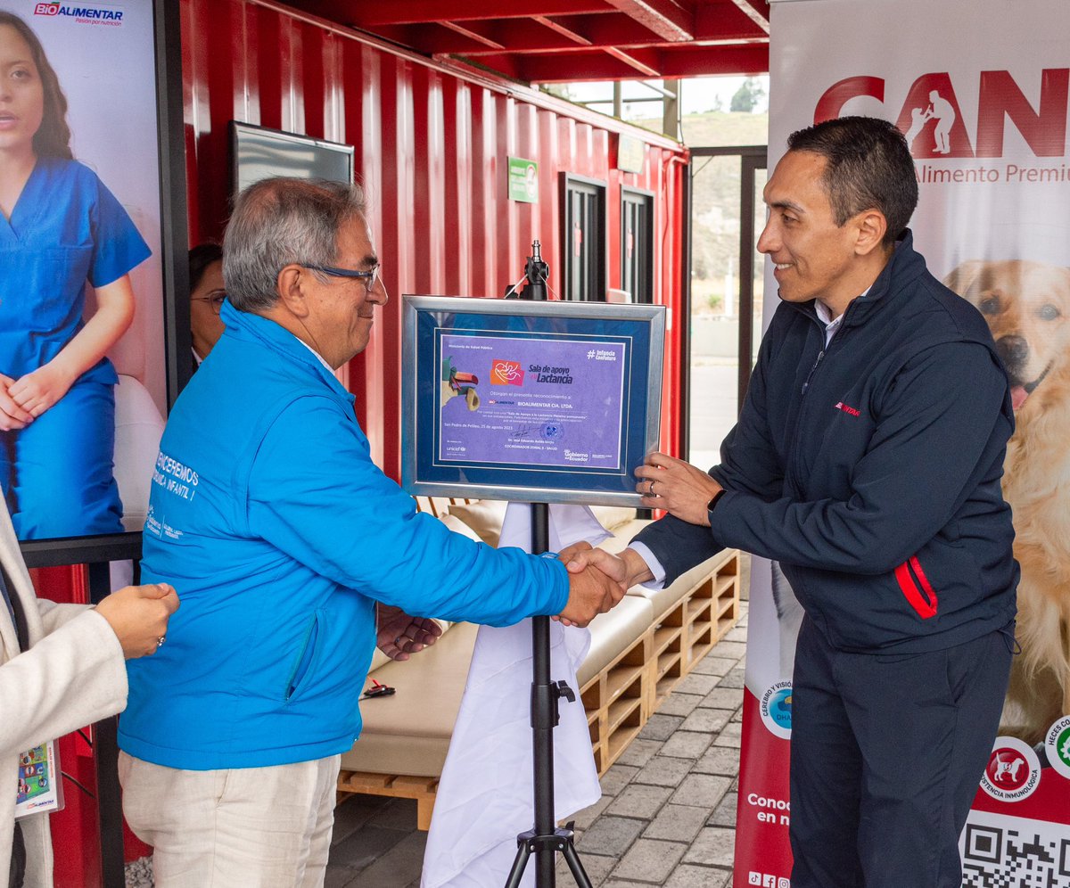 BioalimentarEC's tweet image. Recibimos una certificación re Apoyo a la lactancia materna por parte de @Salud_Ec e inauguramos nuestra sala de lactancia materna. Nos comprometemos con un futuro saludable para todos #ApoyoALaLactanciaMaterna #sostenibilidad